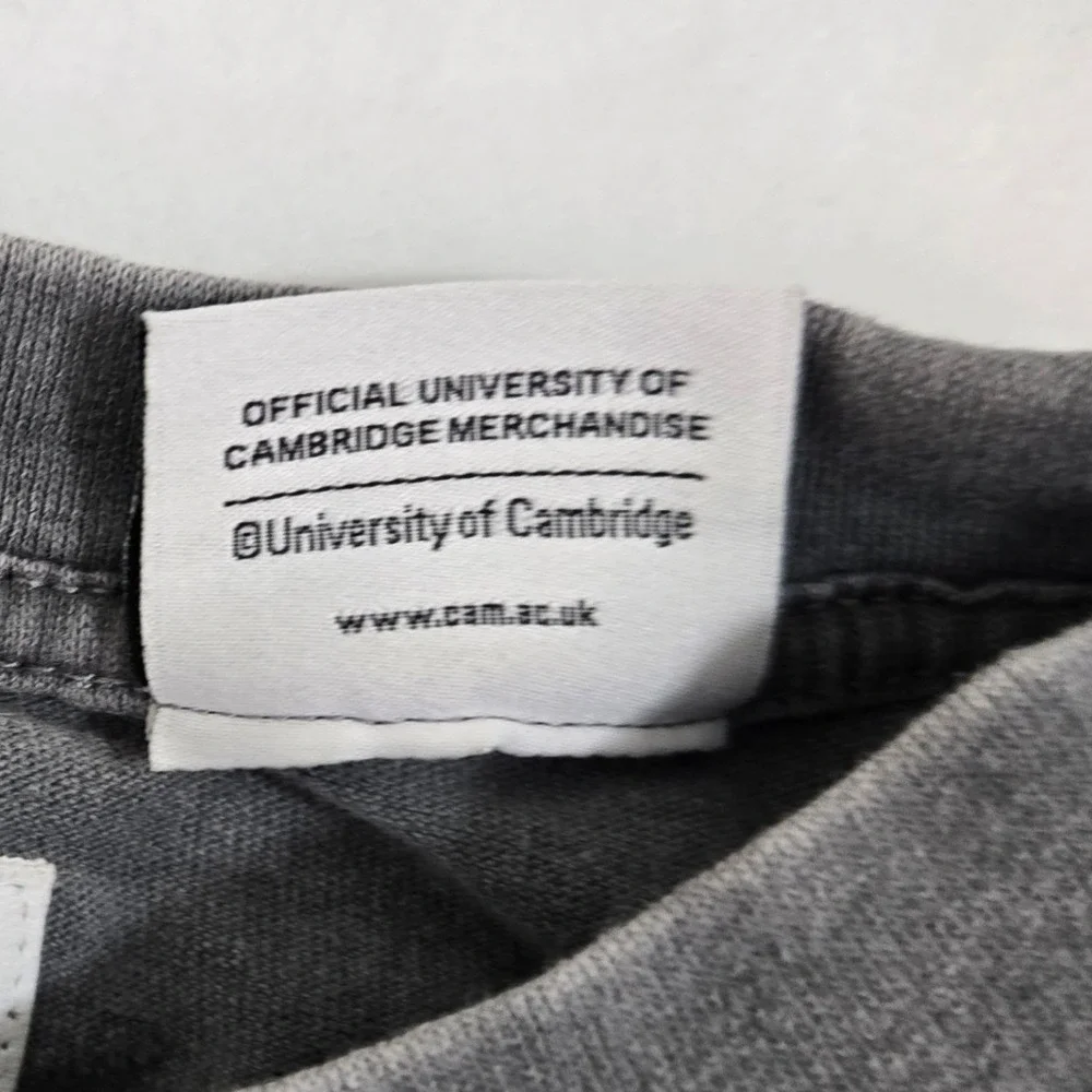 Zara Cambridge Botanic Garden Boxy Cropped Graphic Tee‎ Womens XS or Kids 11-12